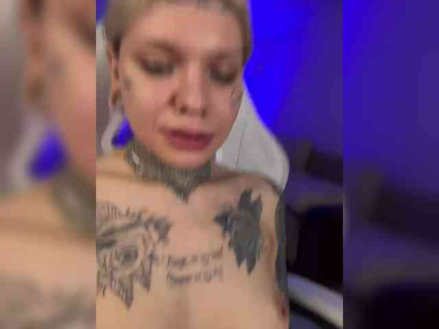 Lisa_Monroe webcam