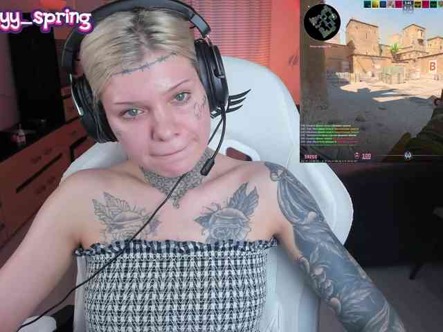 live strip chat Lisalovelyy