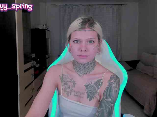Lisalovelyy webcam
