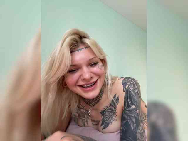 Lisa_Monroe webcam