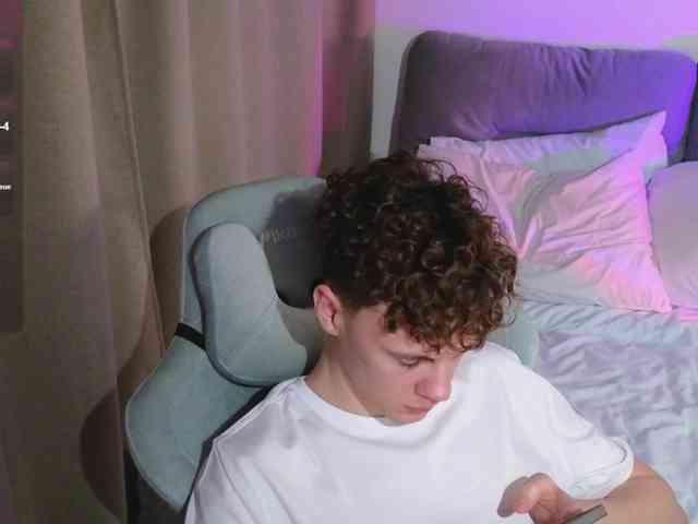 CuteThomas CuteThomas