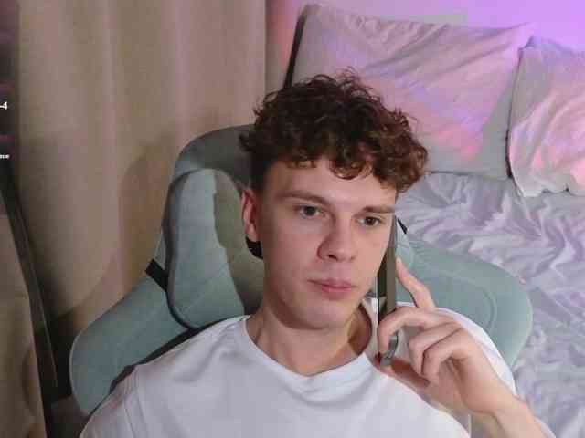 CuteThomas CuteThomas