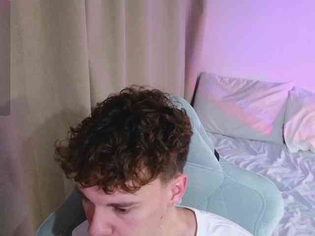 CuteThomas CuteThomas