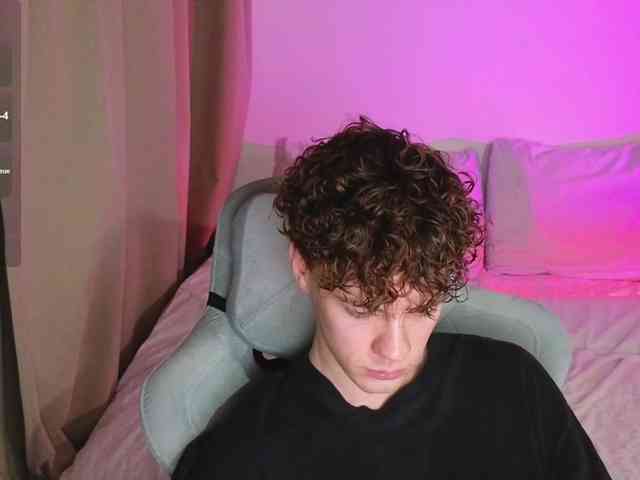 CuteThomas CuteThomas