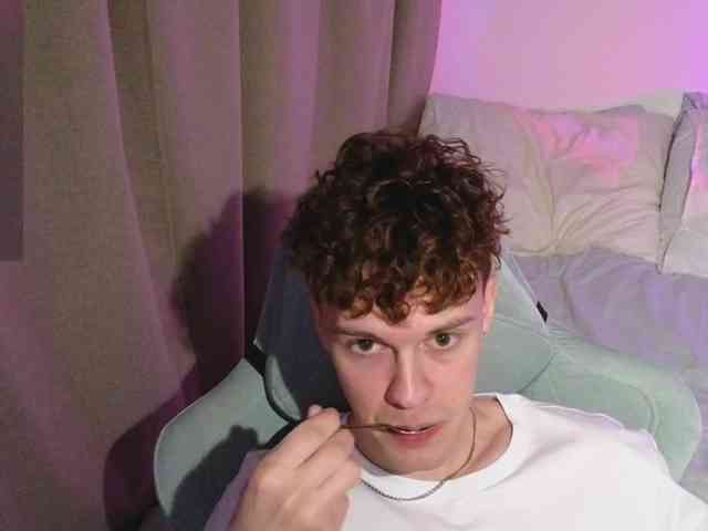 CuteThomas CuteThomas