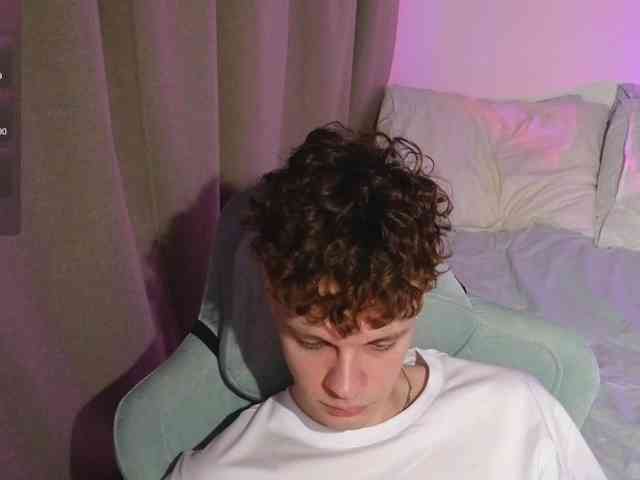 CuteThomas CuteThomas