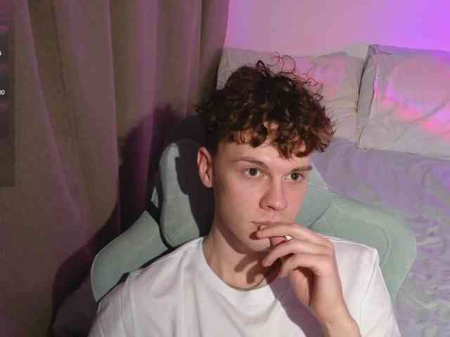 CuteThomas CuteThomas