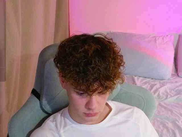 CuteThomas CuteThomas