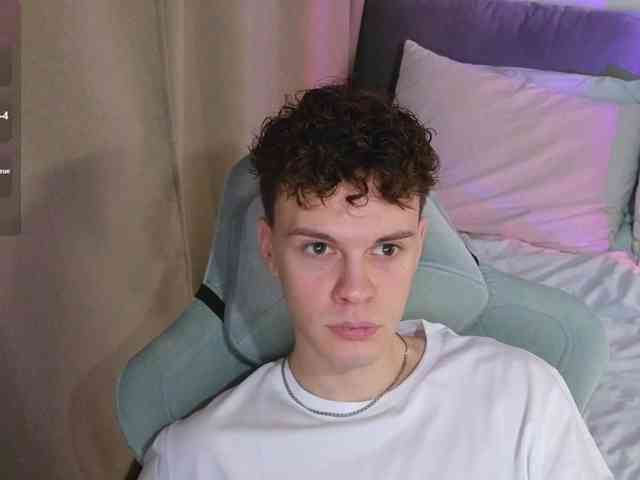 CuteThomas CuteThomas