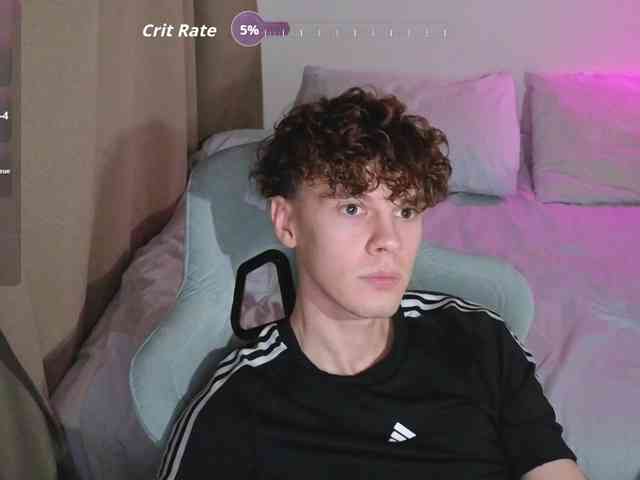 CuteThomas Live Webcam on BongaCams