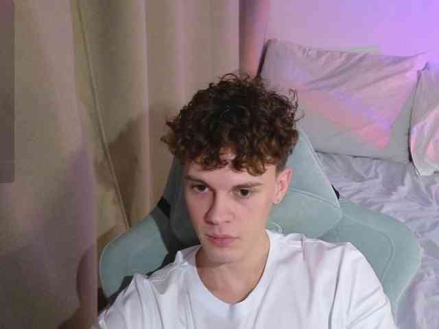 CuteThomas CuteThomas