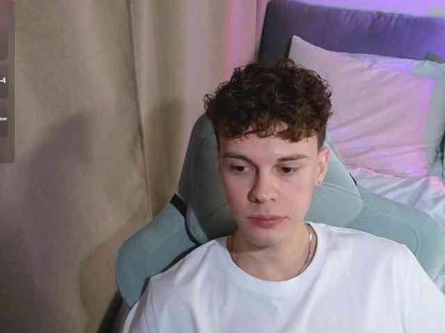 CuteThomas CuteThomas