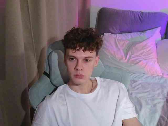 CuteThomas CuteThomas