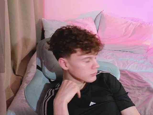 CuteThomas CuteThomas