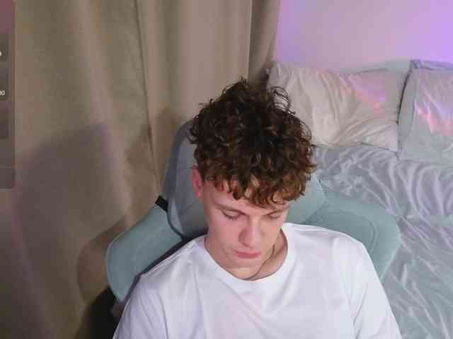 CuteThomas CuteThomas