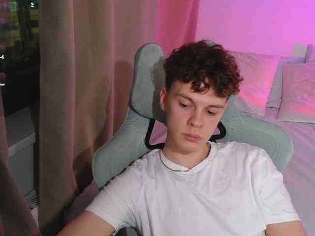 CuteThomas CuteThomas