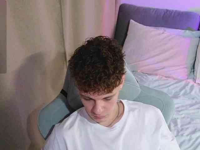 CuteThomas CuteThomas