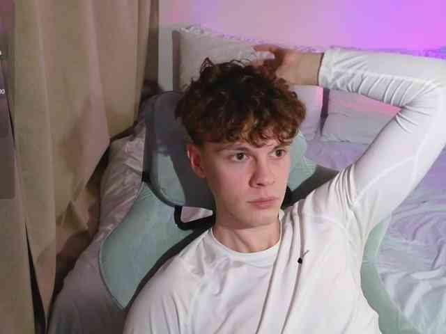 CuteThomas CuteThomas