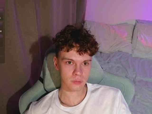 CuteThomas CuteThomas