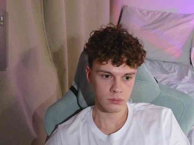 CuteThomas CuteThomas