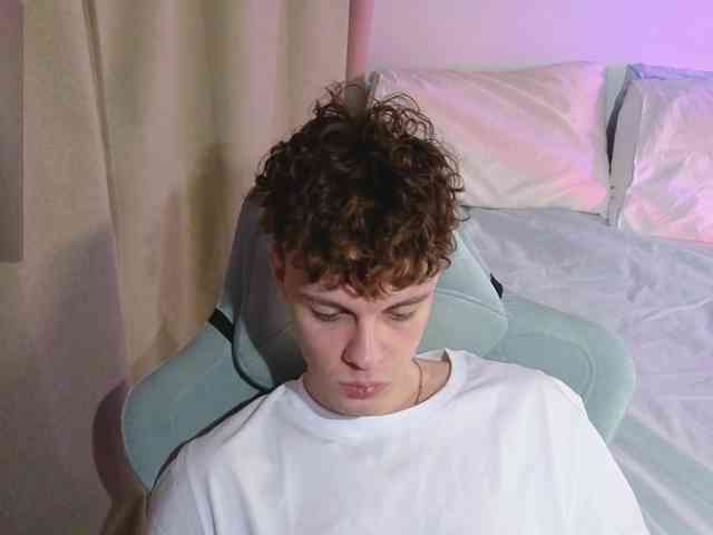 CuteThomas CuteThomas