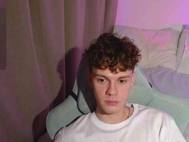 CuteThomas CuteThomas