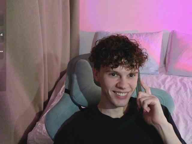 CuteThomas CuteThomas