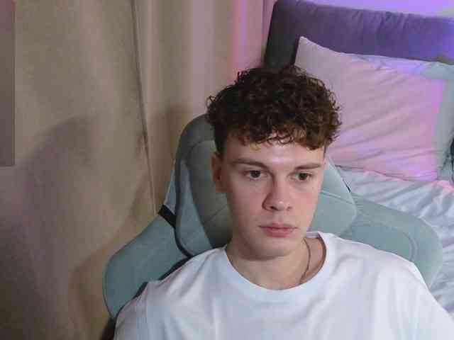 CuteThomas CuteThomas