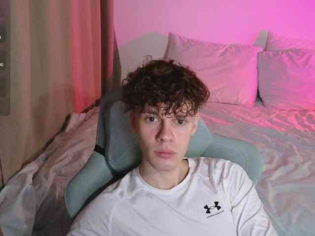 CuteThomas CuteThomas