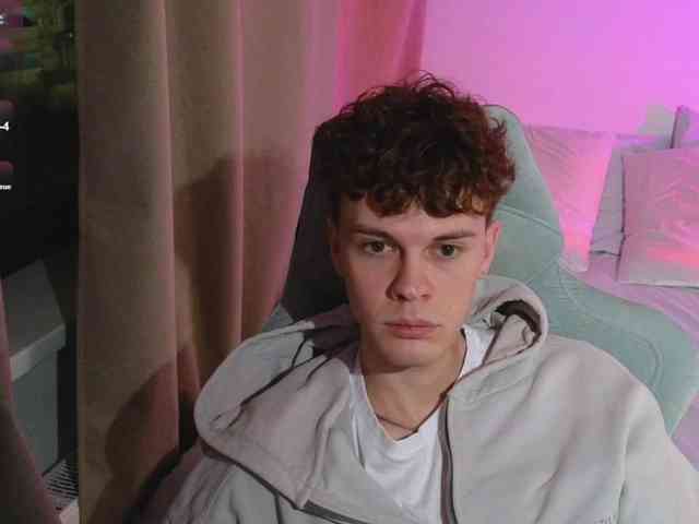 CuteThomas CuteThomas