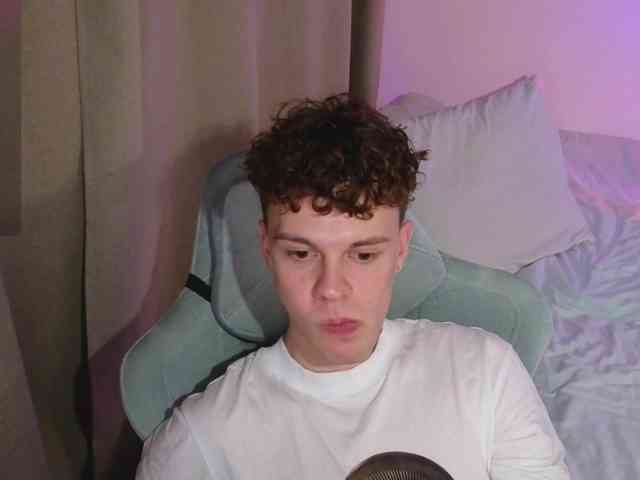 CuteThomas CuteThomas