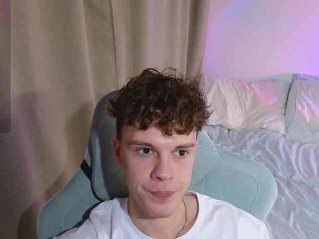 CuteThomas CuteThomas