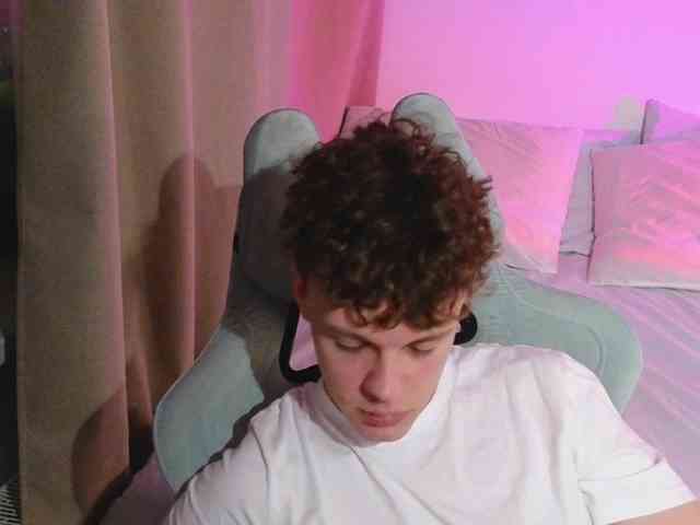 CuteThomas CuteThomas