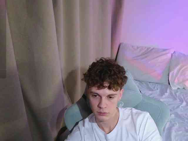 CuteThomas CuteThomas