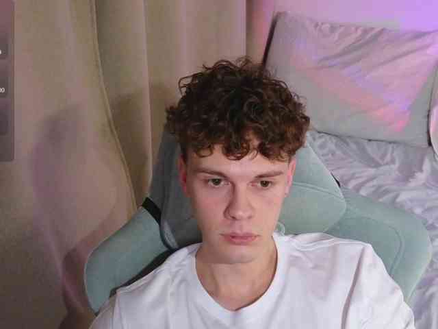 CuteThomas CuteThomas