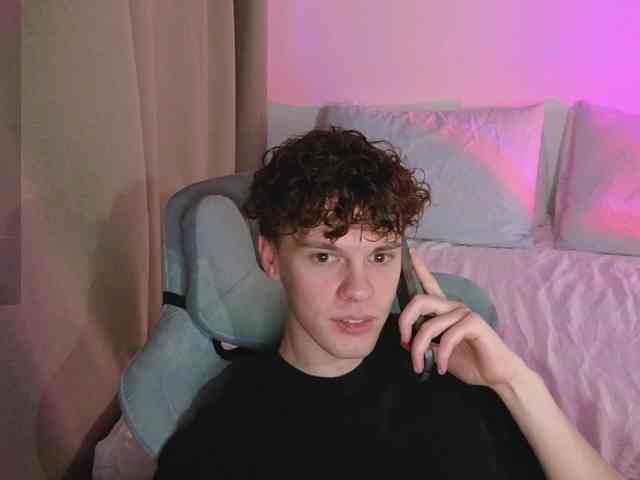 CuteThomas CuteThomas