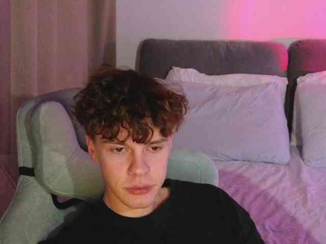 CuteThomas CuteThomas