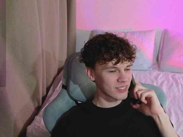 CuteThomas CuteThomas