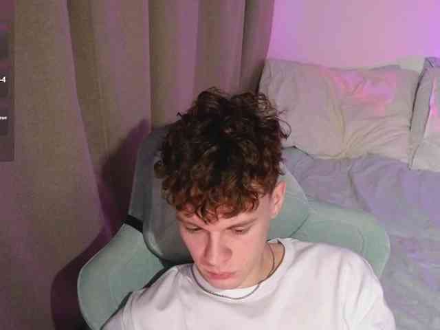 CuteThomas CuteThomas