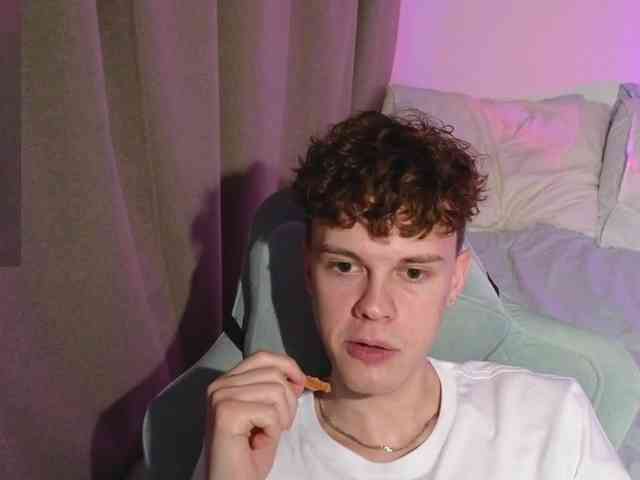 CuteThomas CuteThomas