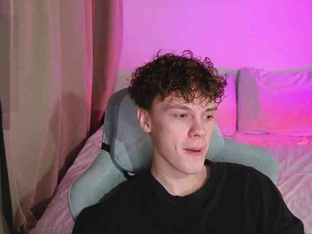 CuteThomas CuteThomas