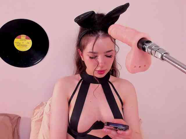 Alicebonam webcam
