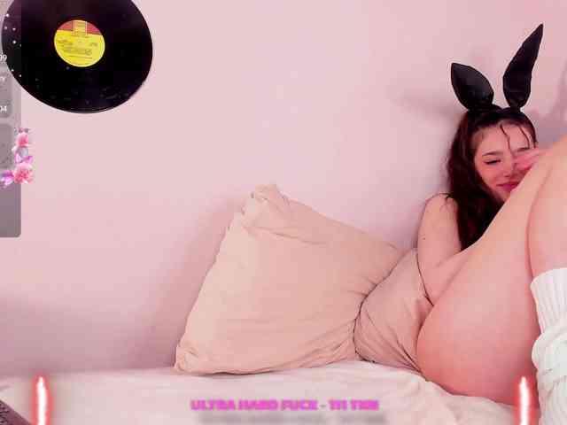 Alicebonam webcam
