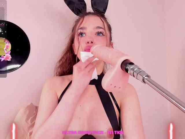 Alicebonam webcam