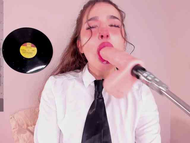 Alicebonam webcam