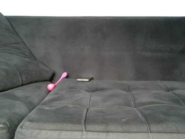 Browncandy's BongaCams show and profile