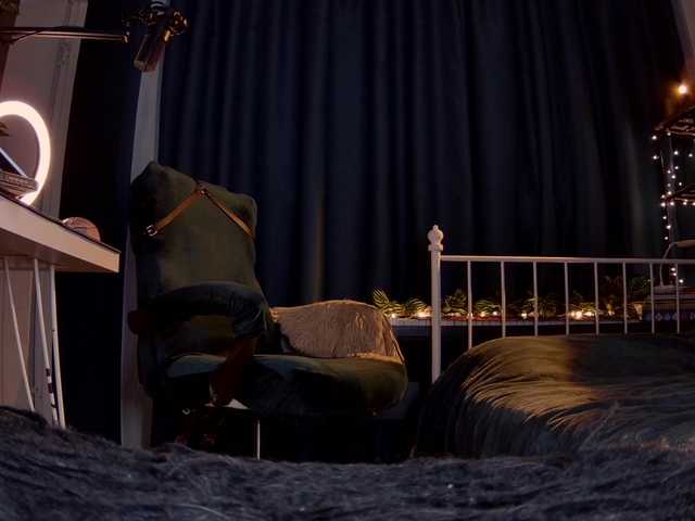 RadioFeet's BongaCams show and profile