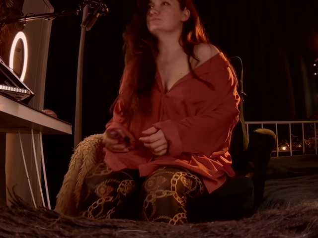 RadioFeet's BongaCams show and profile