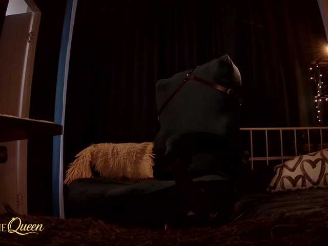 RadioFeet's BongaCams show and profile