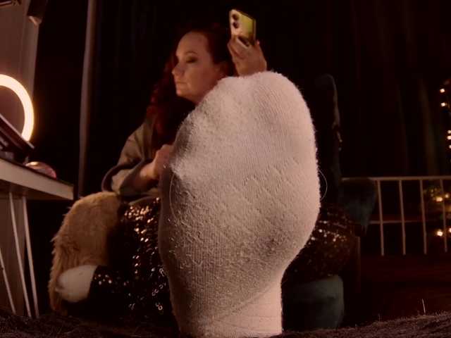 RadioFeet's BongaCams show and profile